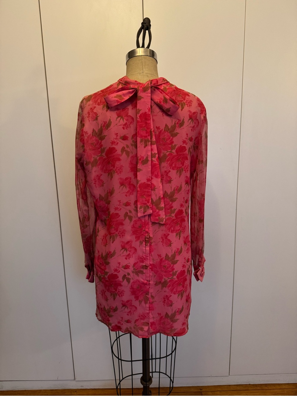 60’s Pink Floral Sheer Long-Sleeve Shift Dress with Flower Accent - Picture 3 of 7